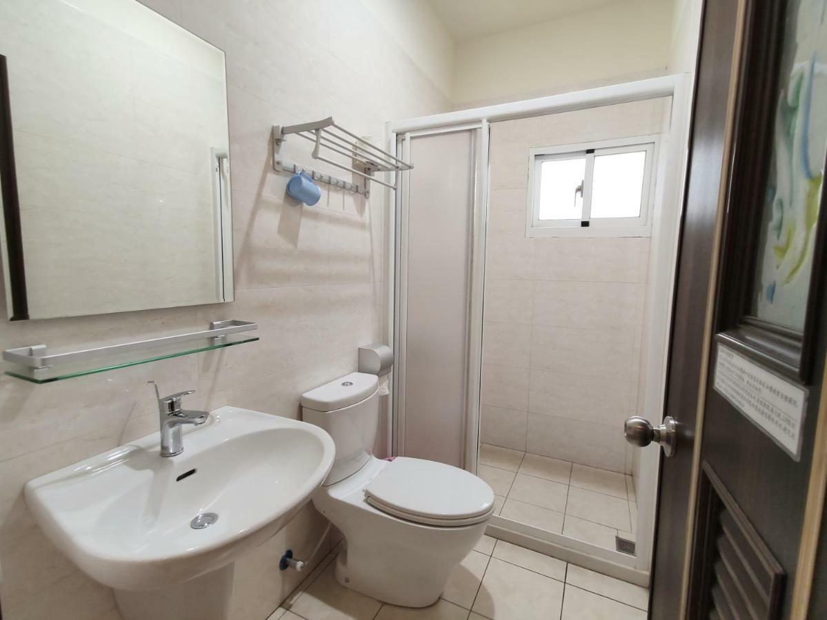 Feng Homestay Zhongpu エクステリア 写真